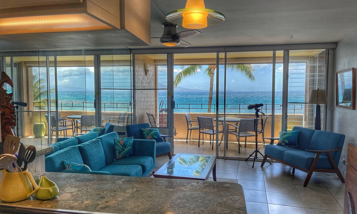 Maalaea Condo | Mermaid Cove Breathtaking Ocean Views 2 bdrm 2 bath