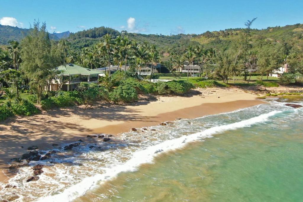 Kilauea House | Moloa'a Bay Cottage