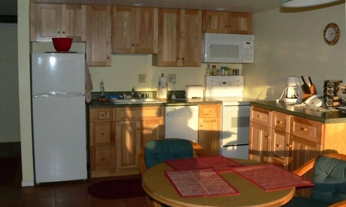 Maunaloa Resort | Molokai, Secluded Oceanfront Condo - Kaluakoi, Kepuhi Beach