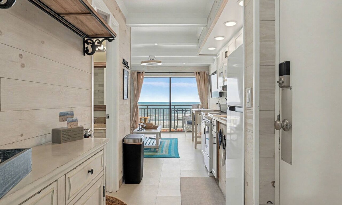 Crescent Beach Condo | 'Newly Remodeled' - Beautiful beach themed Oceanfront Condo on Crescent Beach