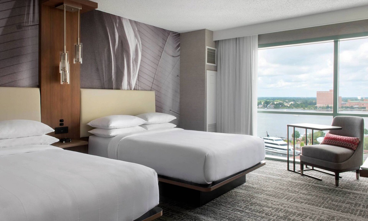 Downtown Hotel | Norfolk Waterside Marriott