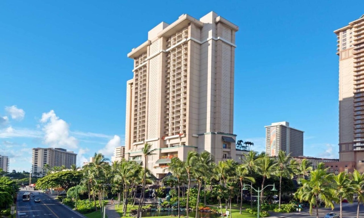 Waikiki Resort | Oahu Resort 2 Bedroom Villa Sleeps 6