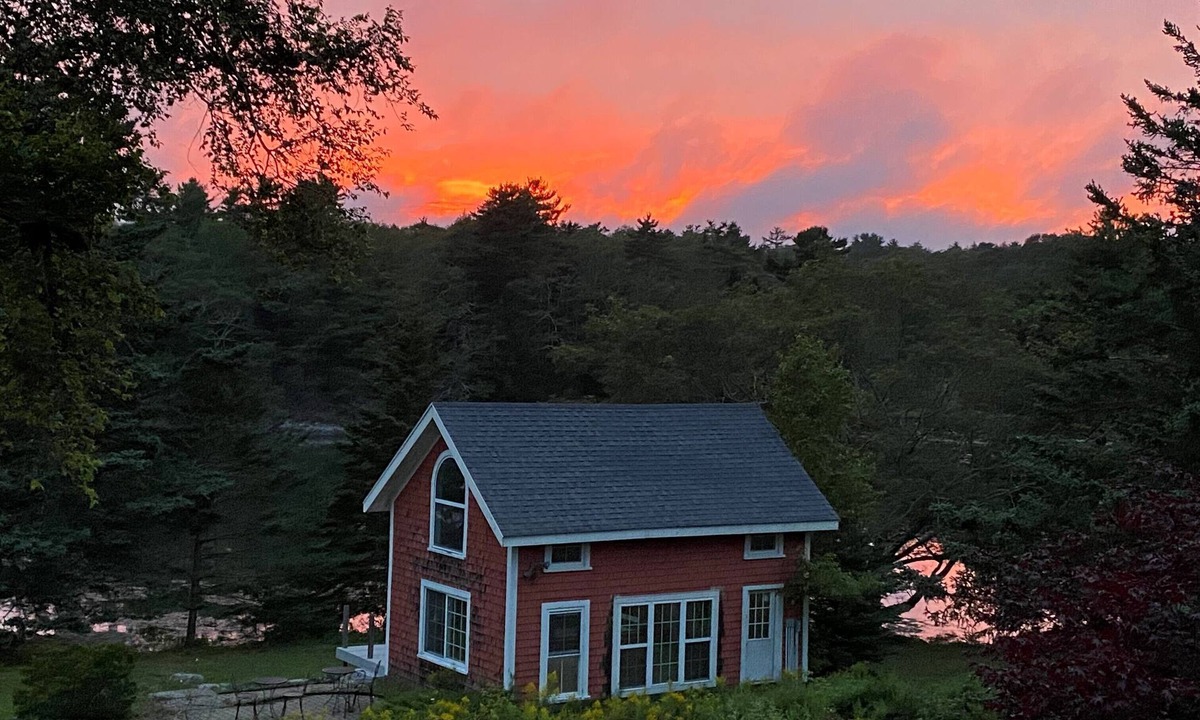 West Boothbay Harbor House | Oceanside estate in paradise! Enjoy a 5 acre waterfront wonderland. Sleeps 24.