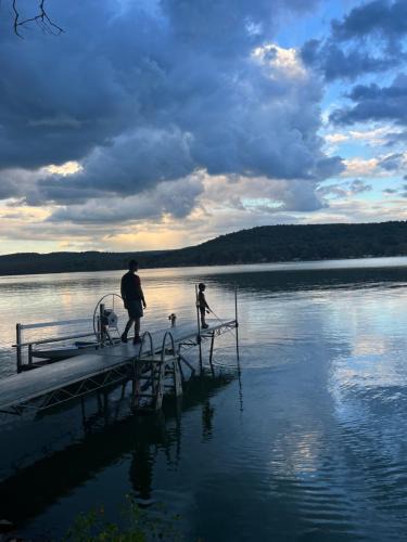 Hector House | Peaceful Cayuta Lake Cottage with early check in