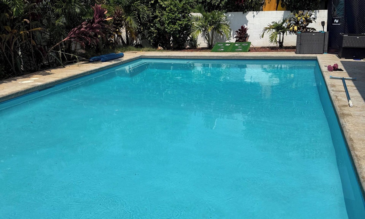 Waialua House | Pool! Three blocks to the beach.Family friendly A/C. 30 day rental - DM inquire