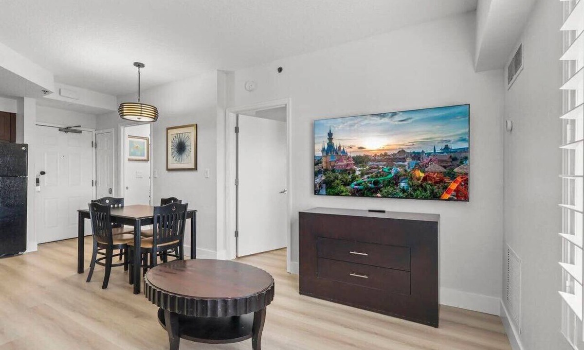 Florida Central Atlantic Coast Villa | Pool View Suite Near Universal for 6