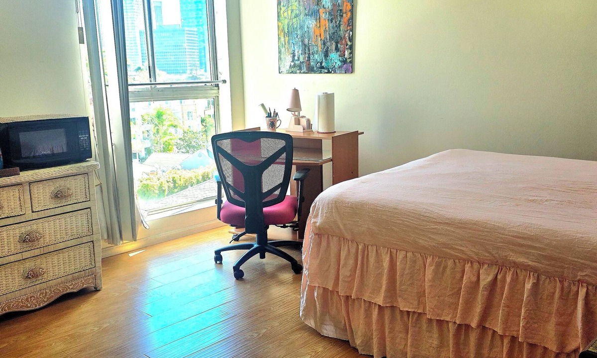 Westwood Apartment | Private Bedromm and share Bathroom, Female Prefer, Step by Ucla,