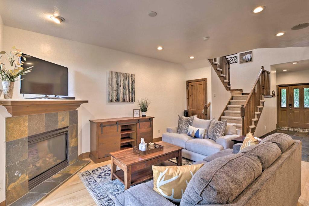 The Highlands House | Private Hot Tub: Family Townhome in Breckenridge