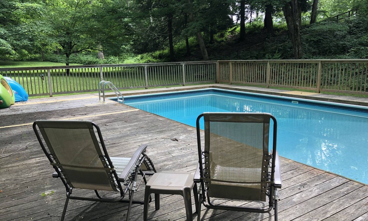 Kent House | Private Kent Getaway With Views, Pond & Pool