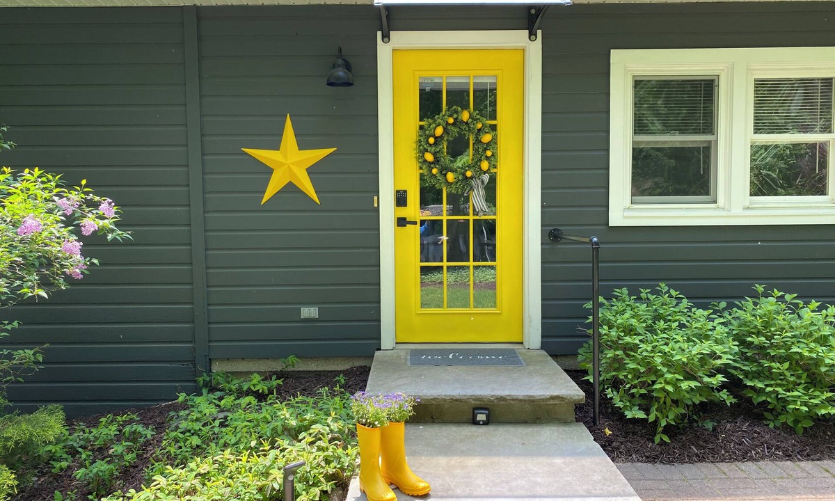 Chardon Cottage | Private, Quiet, 1 BR 1 Bath Chardon Guesthouse w AC