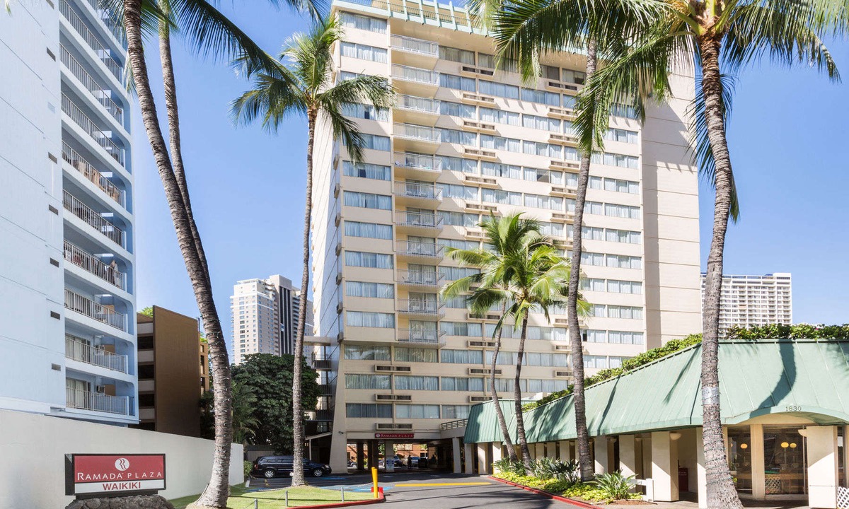 Waikiki Hotel | Ramada Plaza by Wyndham Waikiki