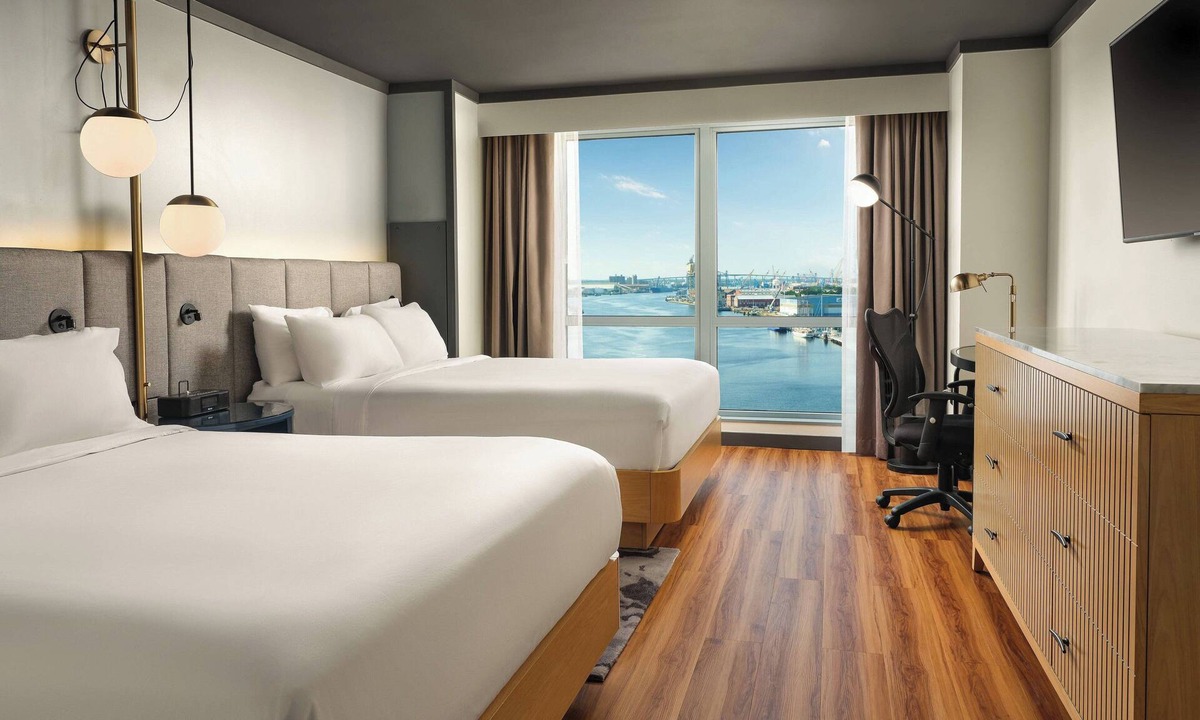 Portsmouth Hotel | Renaissance Portsmouth-Norfolk Waterfront Hotel