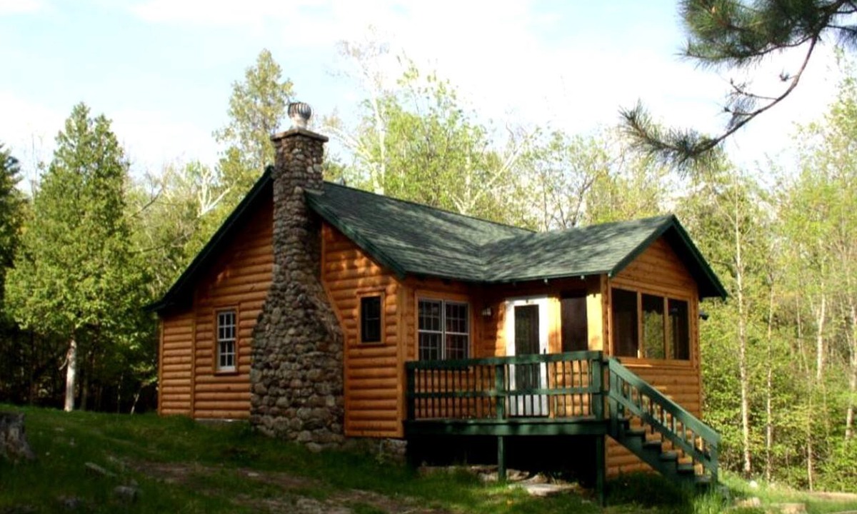 Wilmington Cabin | Rustic Cabin Retreat with Hot Tub and Mountain Views in Wilmington, New York