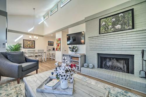 Sapphire House | Sapphire Home w/Grill & Pool Access