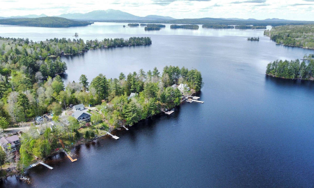 North Penobscot House | South Twin Place - Comfortable year-round home on the shores of South Twin Lake!