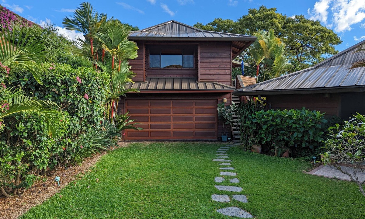 Kahaluu-Keauhou House | Spacious air-conditioned studio in a gated community near Kona
