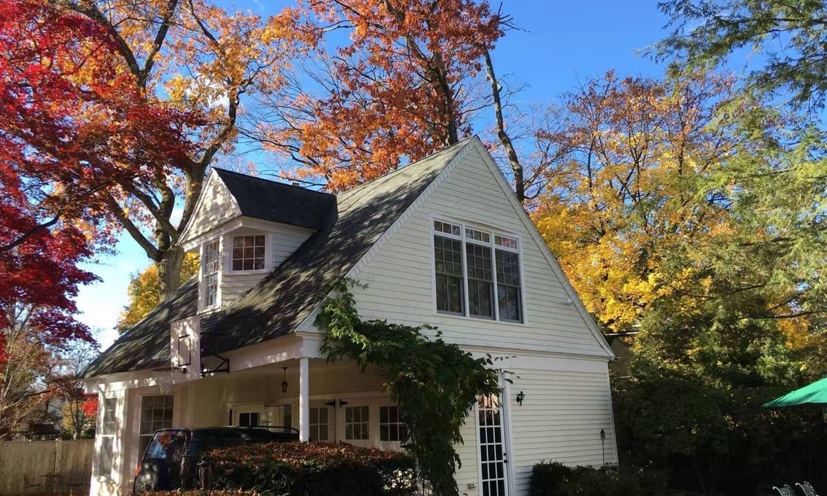 Upper Montclair House | Spacious Carriage House in Montclair -accessible to MetLife Stadium &NYC