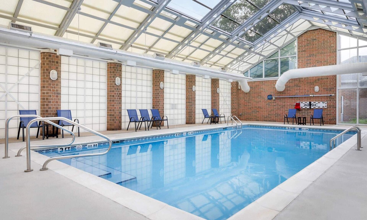 Mishawaka Hotel | Spacious TWO 1BR Unit Perfect for Game Day Weekends Near Notre Dame Stadium