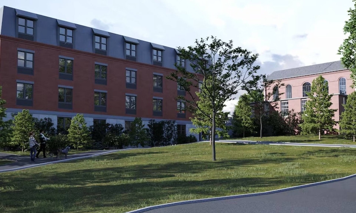 Orono Hotel | Spacious University Retreatin UMaine! Pet Friendly Unit w/Gym & Free Parking!