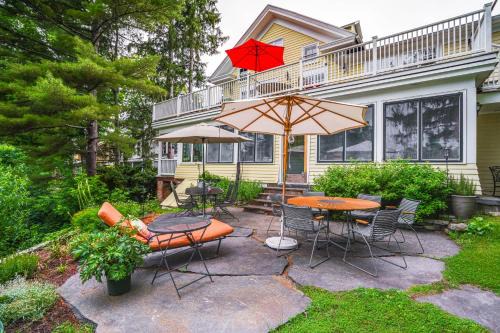 Stockbridge House | Steps to Downtown Stockbridge: Home w/Patio!