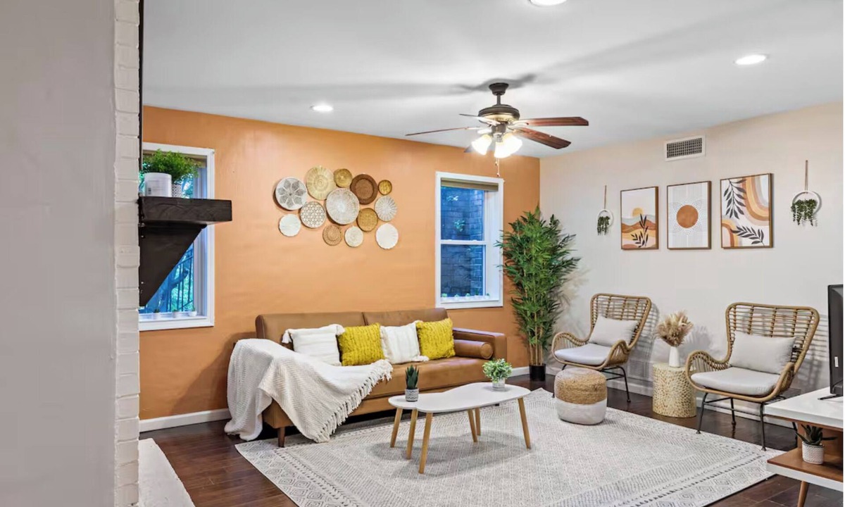 Loring Heights Apartment | Suburban Buckhead Oasis - steps to beautiful park, playground, 5 min to midtown!