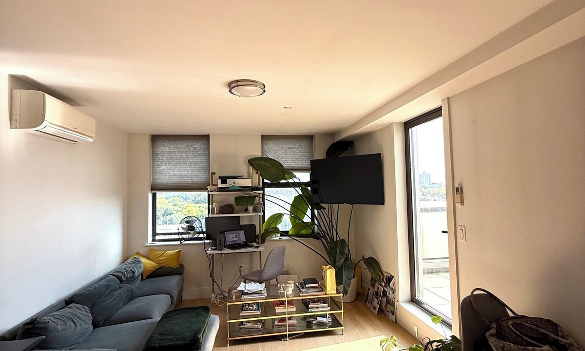 Bedford-Stuyvesant Apartment | Sunny 1 Bedroom Apartment in Bushwick w/Private Terrace, Gym, Game Room