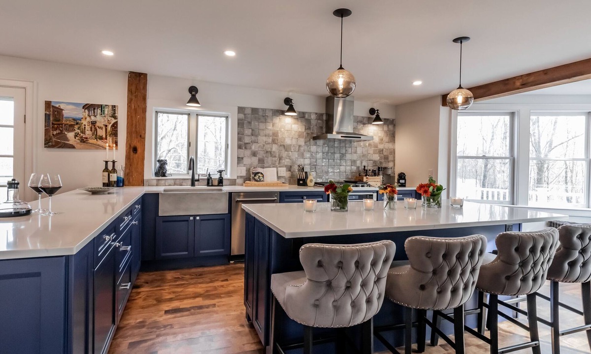 New Gloucester House | The Old Bell Tavern - Luxury in the Country 3BDR w/AC and fantastic deck!