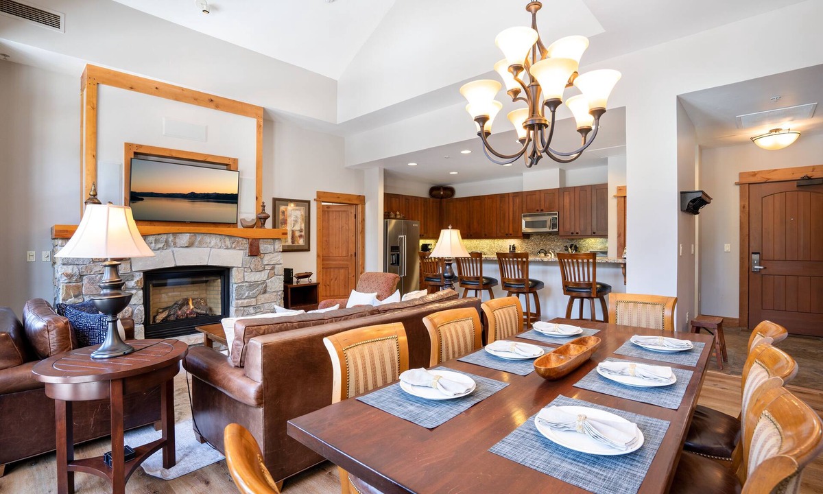 Truckee Condo | Top Floor Village at Northstar Residence - Big Horn 504
