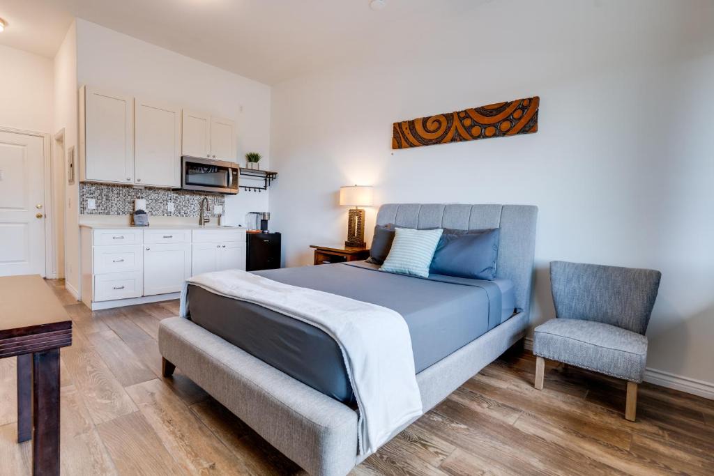 Wailuku Apartment | Unit 6 Maui Ohana Modern Studio