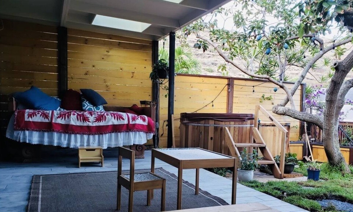 Hawaii Kai House | Water front house 5 min from the beach