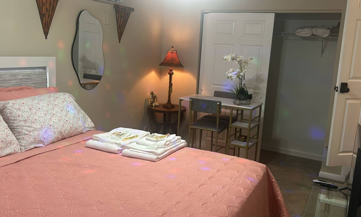 West Palm Beach House | We ensure the Safety and your comfort.