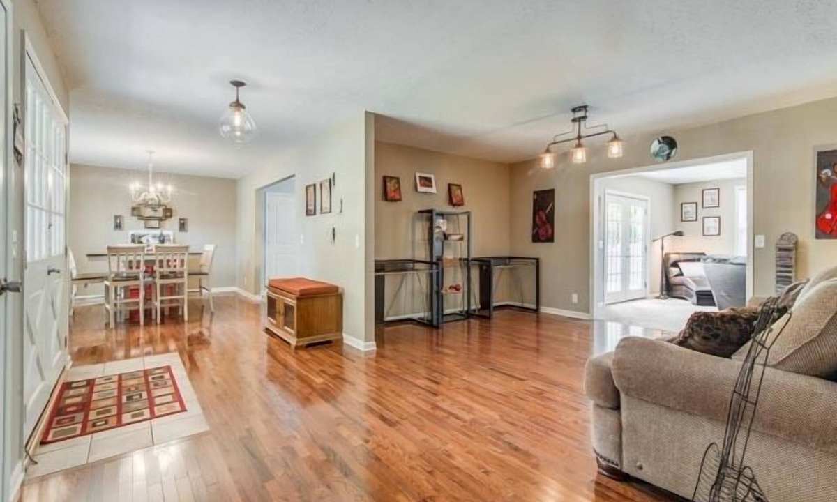 Inglewood House | Where Music City Meets Nature Permit #201512950