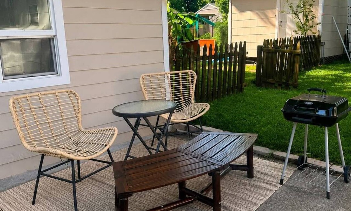 Southside House | Your Oasis in Jacksonville: Spacious, Beautiful, and in the Heart of the City!