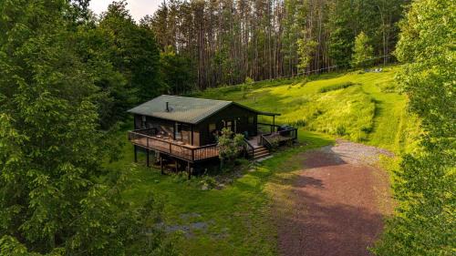 Livingston Manor House | Zenwood Manor - Modern Cottage with Woodstove and Firepit