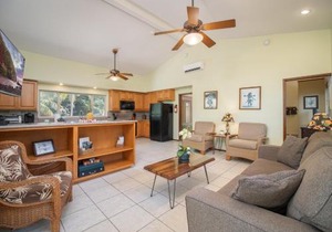 Aloha Aku Ohana Suite - Spacious Garden View Oasis
