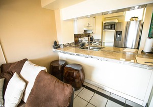 Amazing Views 13th Floor 1-Bedroom Makaha Valley