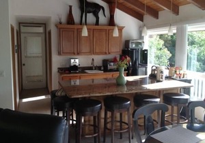 Bamboo Valley Inn 2BR/1BA Permitted