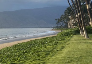 Beautiful Maalaea Surf Beachfront Condo G-2 Great Location