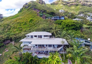 BEST LOCATION , LANIKAI registration number W00530010-01 TMK 43005029 Licensed!