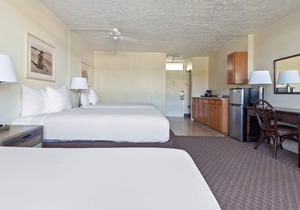Fun for the Whole Family! 3 Poolside Units, Minutes to Iao Valley State Park!