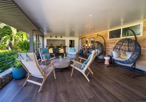 Fun for the Whole Family! 4 Convenient Units, Outdoor Pool, Near Paukukalo Beach
