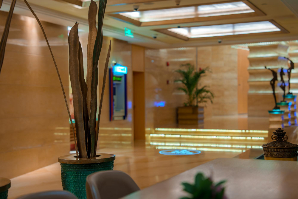 Hawaiian Monarch Penthouse 401 by Hawaii Ocean Club