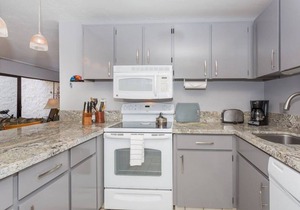 Keauhou Punahele A104 - Cozy Island Themed 2 Bed 2 Bath