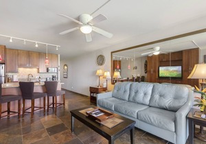 Leinaala Oceanfront #203 Panoramic Ocean View, Renovated, A/C, Great Rates!