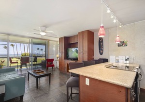 Leinaala Oceanfront #203 Panoramic Ocean View, Renovated, A/C, Great Rates!