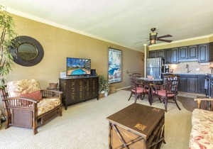 Leinaala Oceanfront #204 2nd Floor unit, Panoramic Ocean View, Great Rates!