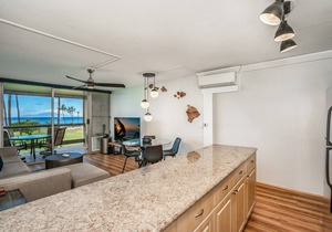 Leinaala Oceanfront #304 Oceanfront Condo with Panoramic Ocean Views! A/C