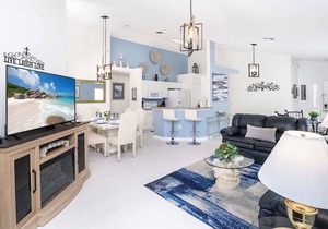 Luxury 4BR Home - Private Pool - Near Disney!