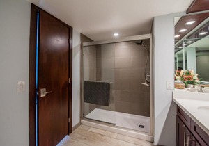 Makaha Valley Condo