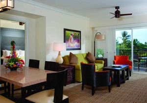 Marriott Waiohai Beach Club: luxury 2 bedroom on Poipu Beach oceanfront resort